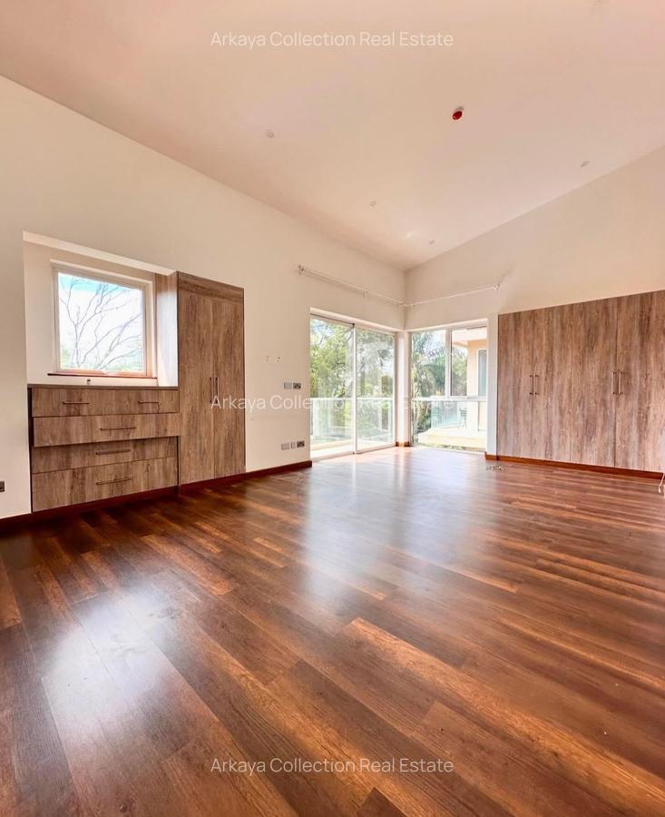 4 Bed Townhouse with En Suite in Lavington - 3