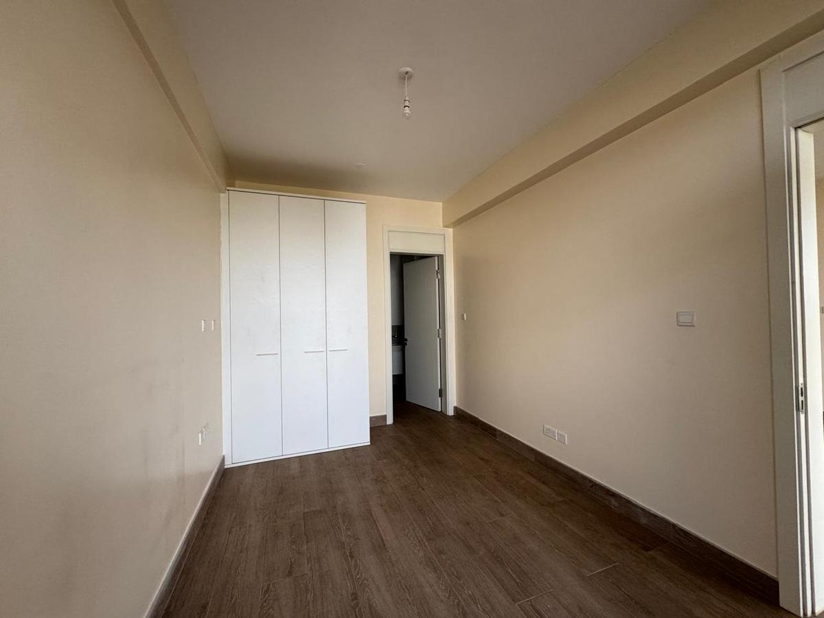 2 Bed Apartment with En Suite in Westlands Area - 16