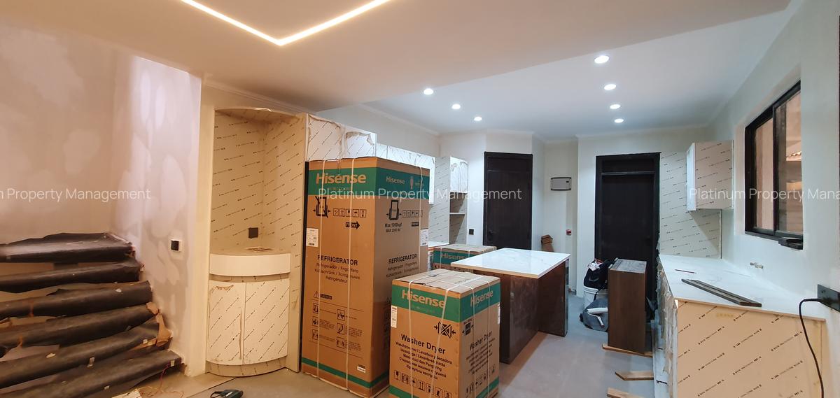 3 Bed House with En Suite at United Nations Avenue - 3