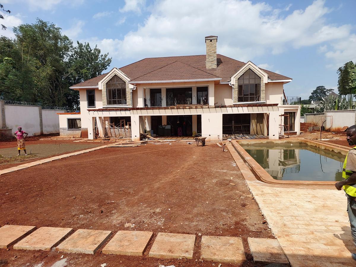 5 Bed House with En Suite at Runda Road - 2