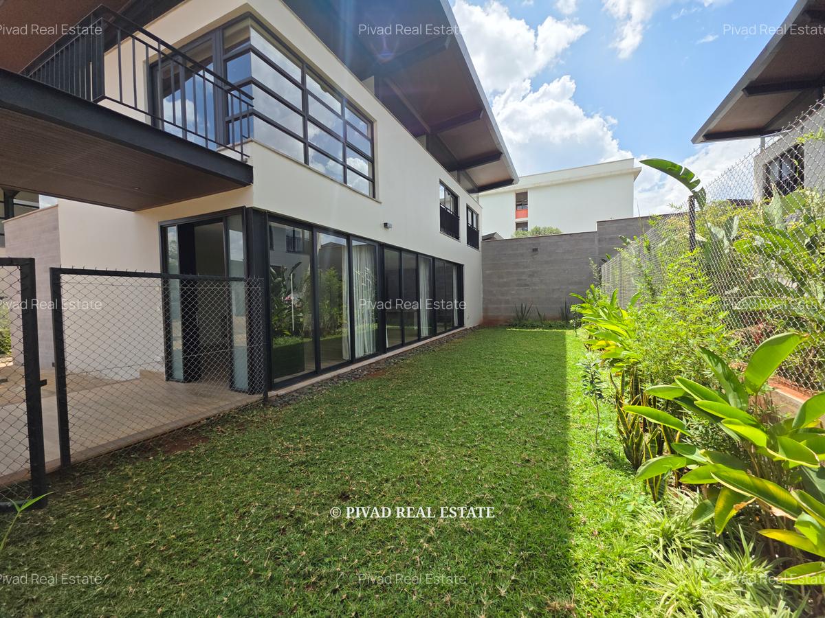 4 Bed Townhouse with Swimming Pool in Runda - 11
