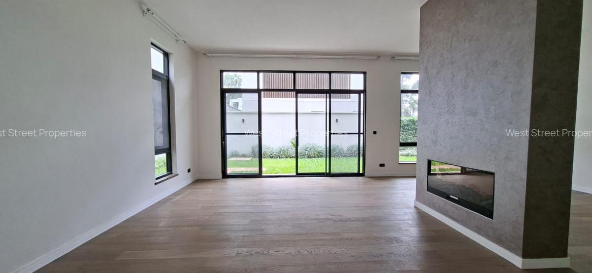 5 Bed Villa with En Suite at Lavington - 10