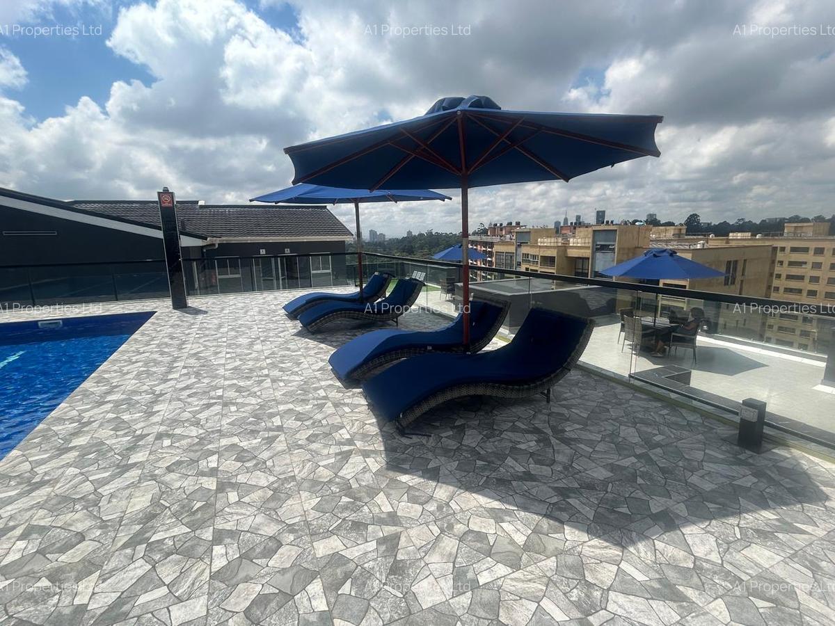 3 Bed Apartment with En Suite in Riverside - 2