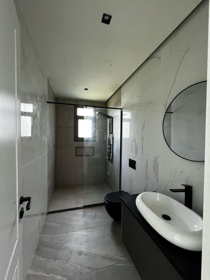 5 Bed Townhouse in Lavington - 3