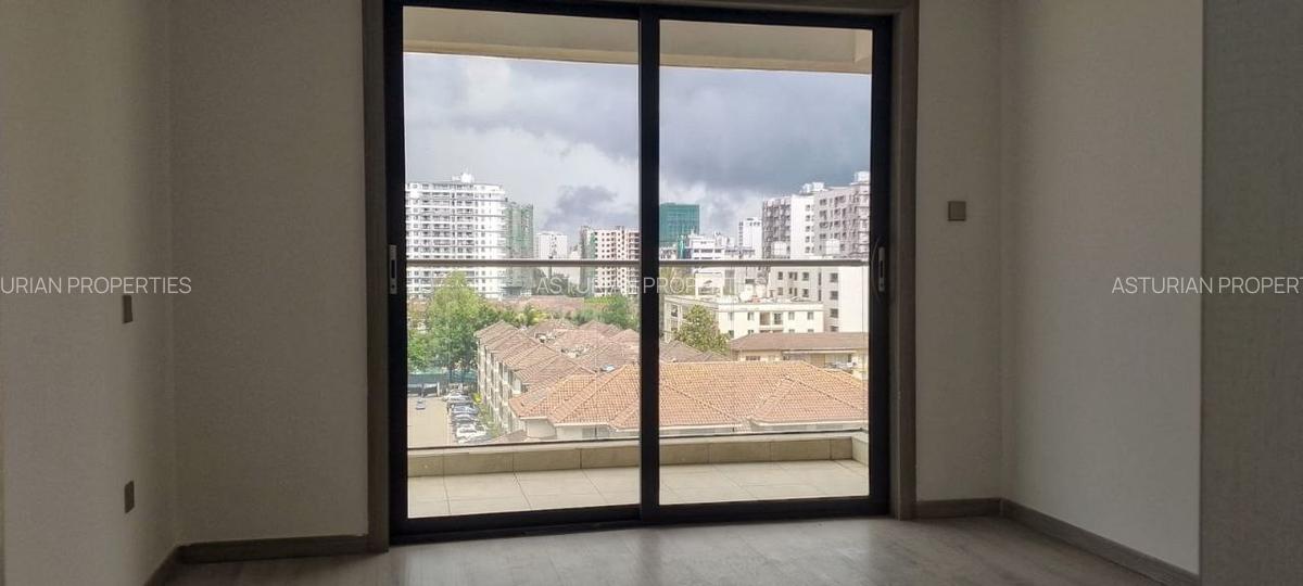 3 Bed Apartment with En Suite in Kilimani - 11