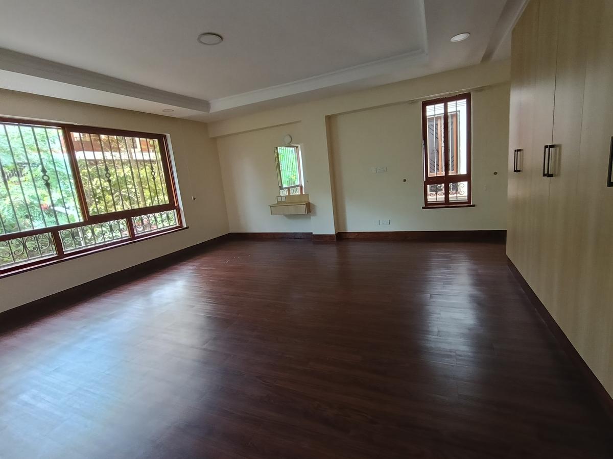 5 Bed Townhouse with En Suite at Shanzu Road - 20