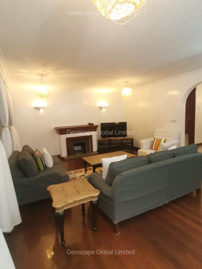 4 Bed Apartment with En Suite in Riverside - 9