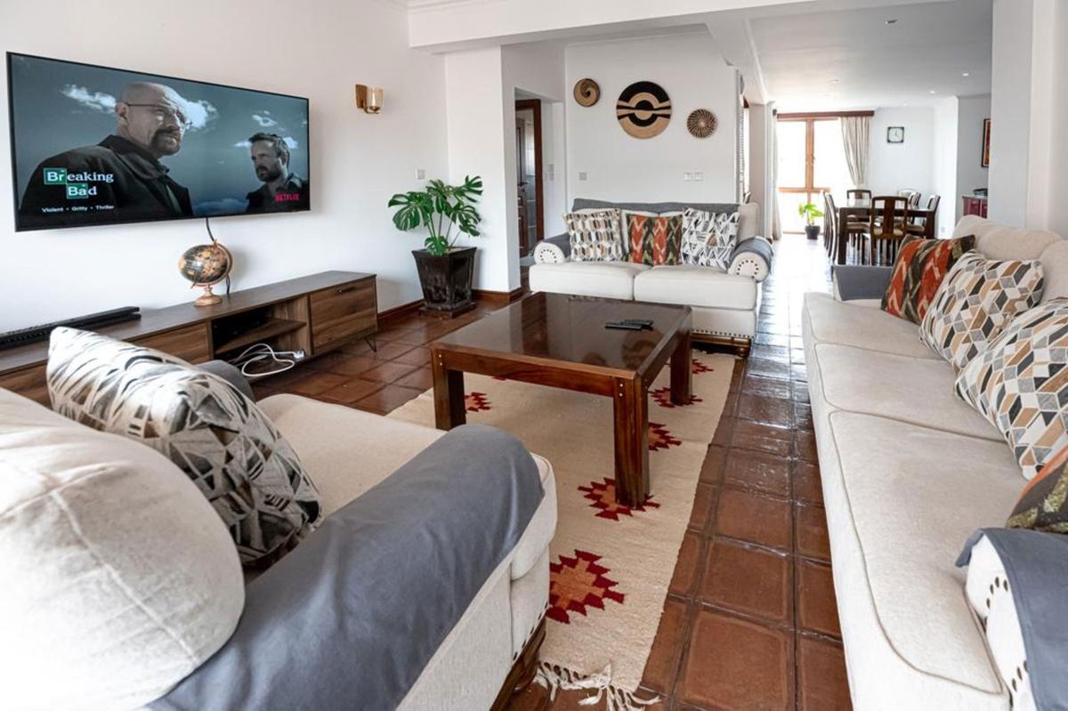 3 Bed Apartment with En Suite in Upper Hill - 3