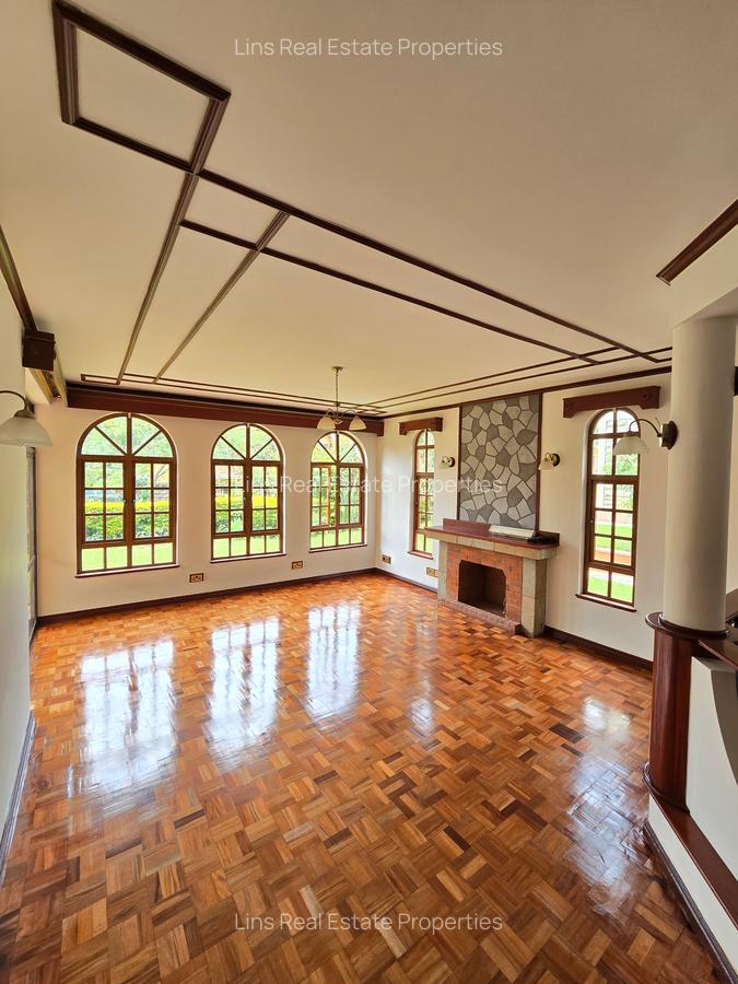 4 Bed Townhouse with En Suite in Lavington - 18