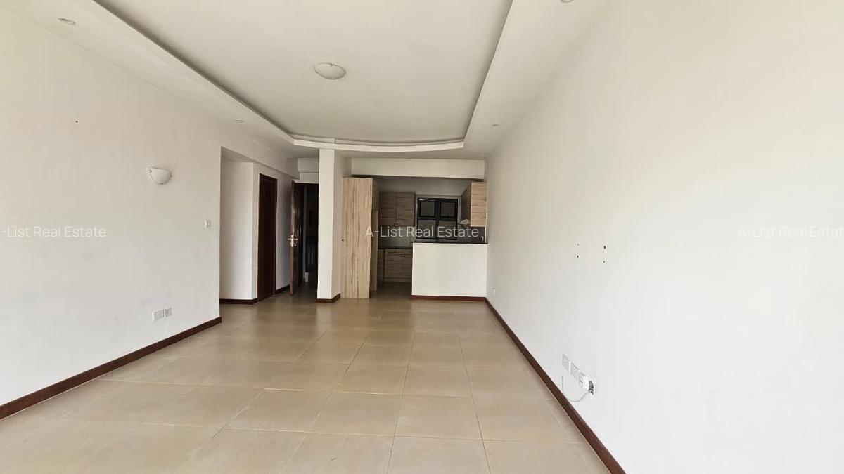 2 Bed Apartment with En Suite at Lantana Road - 3