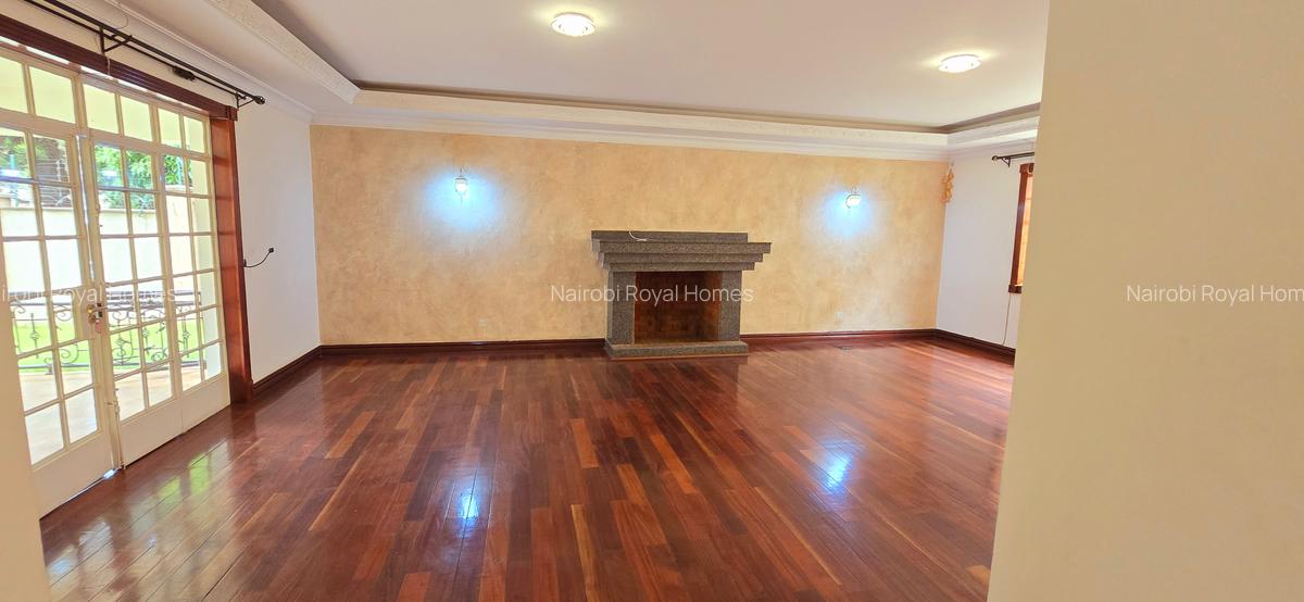 4 Bed Townhouse with En Suite at Lavington Apple Cross - 16