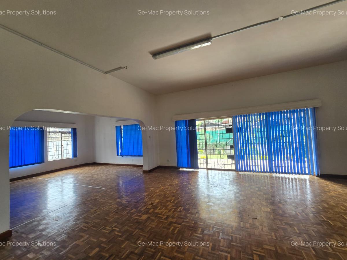 4 Bed House with En Suite in Gigiri - 14