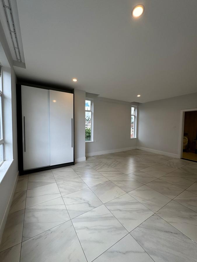 3 Bed Apartment with En Suite in Rhapta Road - 14