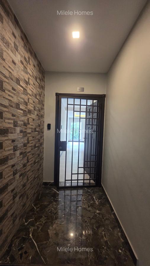 Serviced 3 Bed Apartment with En Suite at Riverside Drive - 5
