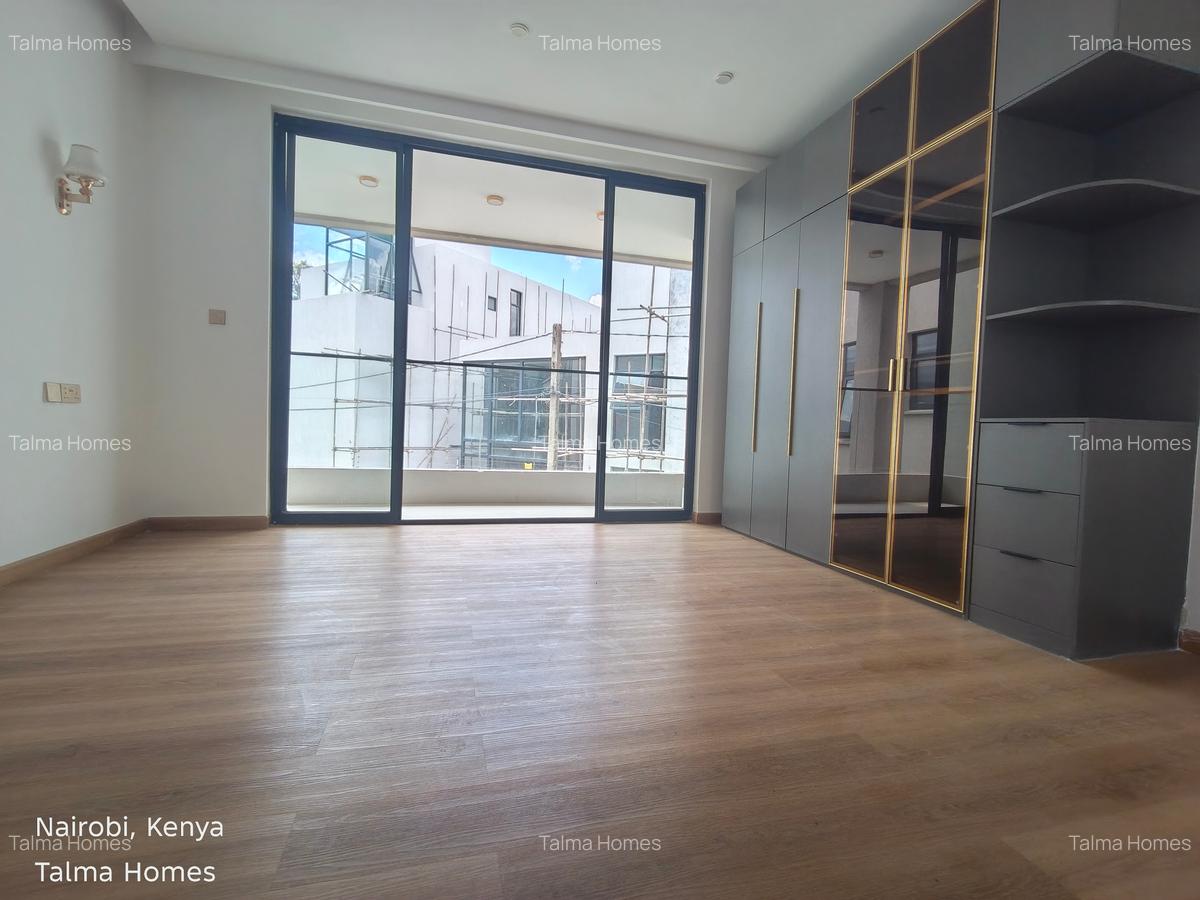 4 Bed Townhouse with En Suite at Off Isaac Gathanju - 10