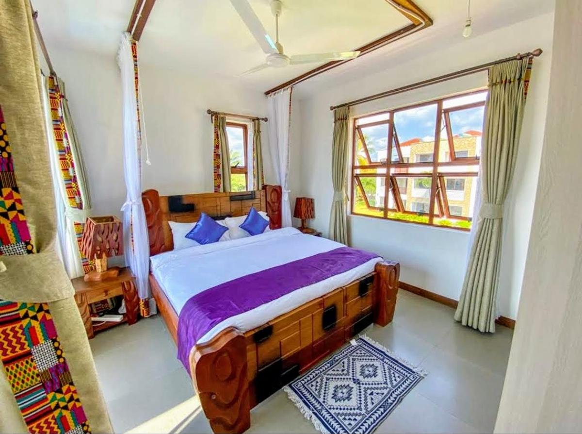 4 Bed Villa with En Suite in Kikambala - 3