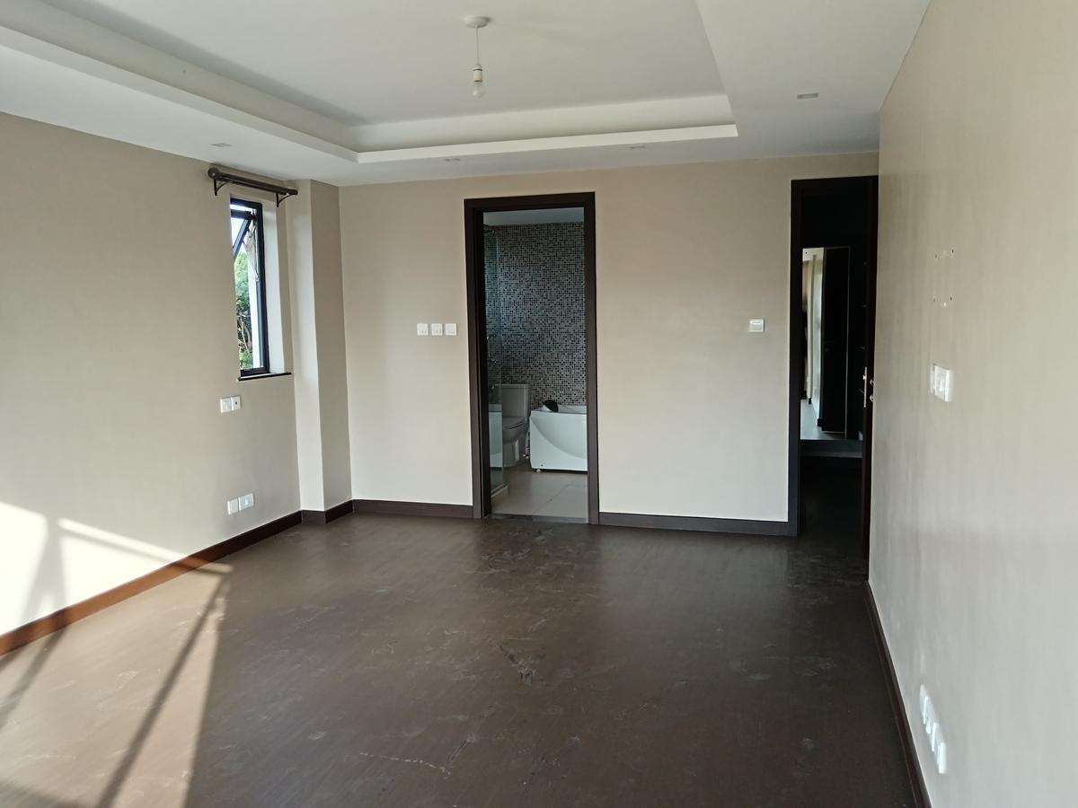 4 Bed Apartment with En Suite at Gitanga Road - 4