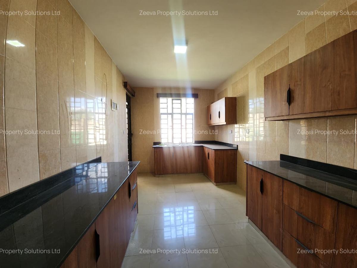 4 Bed House with En Suite in Runda - 7