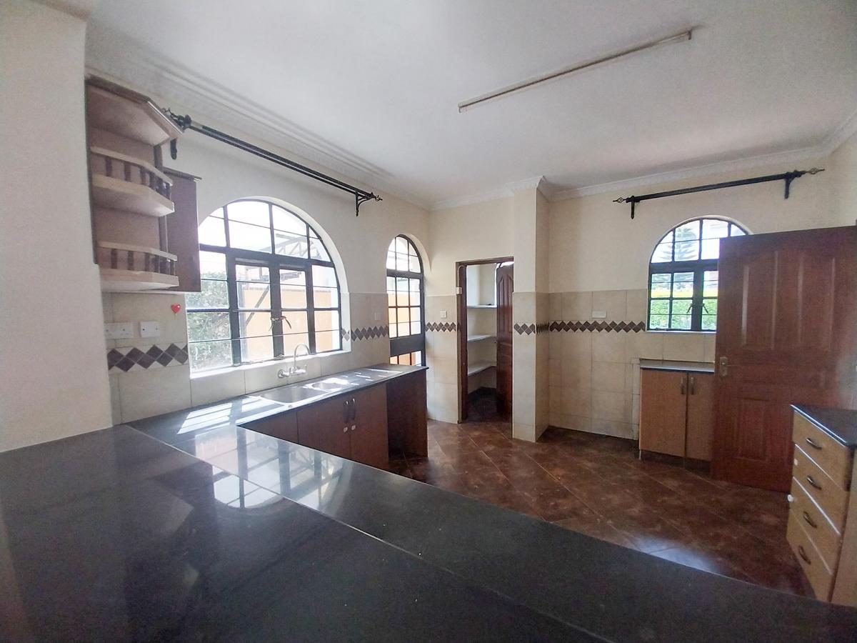 4 Bed House with Swimming Pool in Kiambu Road - 11