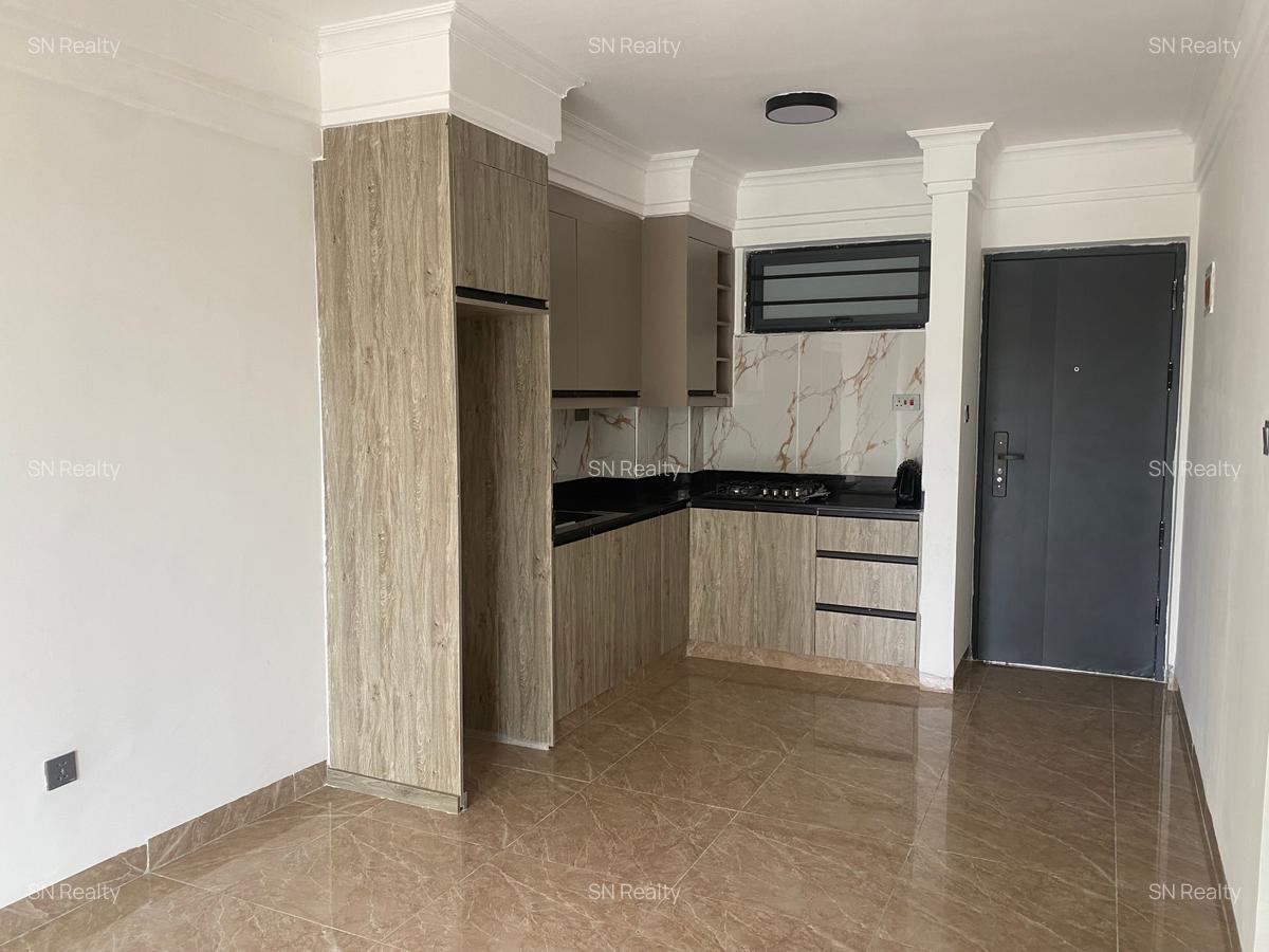2 Bed Apartment with En Suite in Kilimani - 8