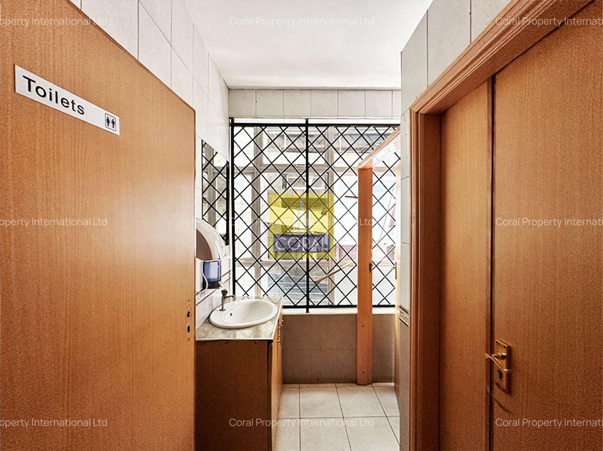 2,000 ft² Office in Westlands Area - 3