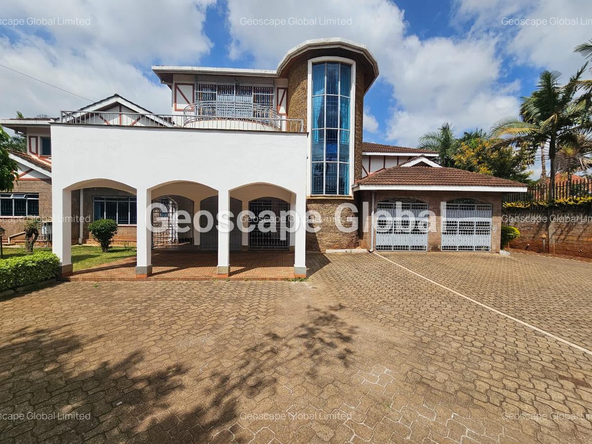 5 Bed House with En Suite in Runda - 7