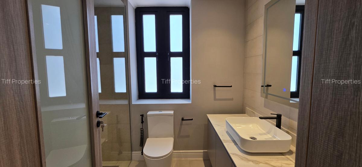 4 Bed Townhouse in Runda - 18