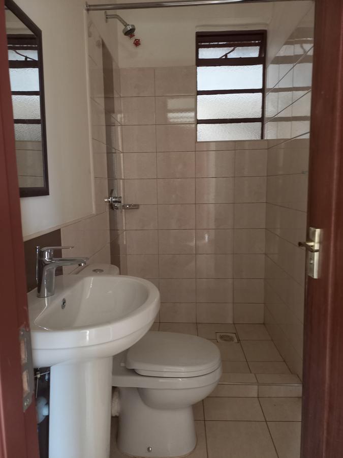 2 Bed Apartment with En Suite in Naivasha Road - 19