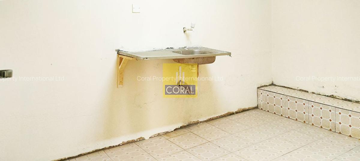 Warehouse in Industrial Area - 5