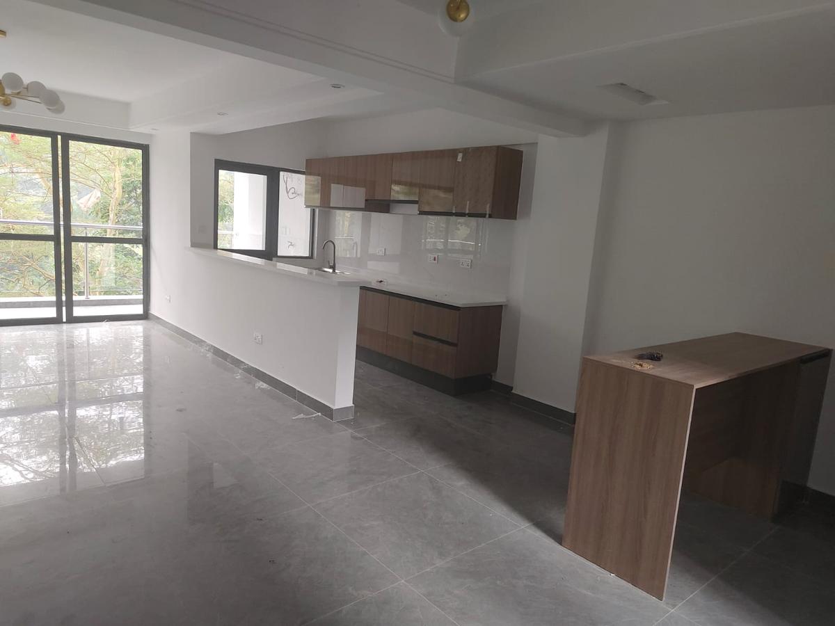 Serviced 2 Bed Apartment with Gym at Riverside Drive - 7