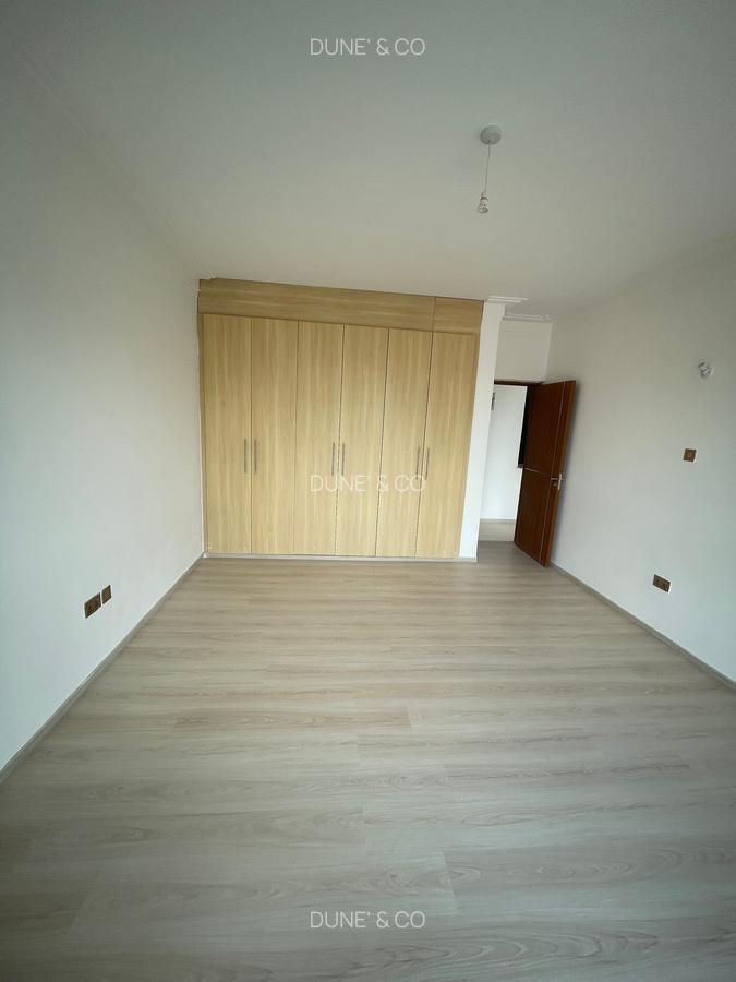 3 Bed Apartment with En Suite in Westlands Area - 10