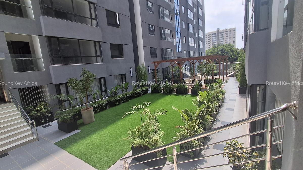 Serviced 2 Bed Apartment with En Suite in Lavington - 8