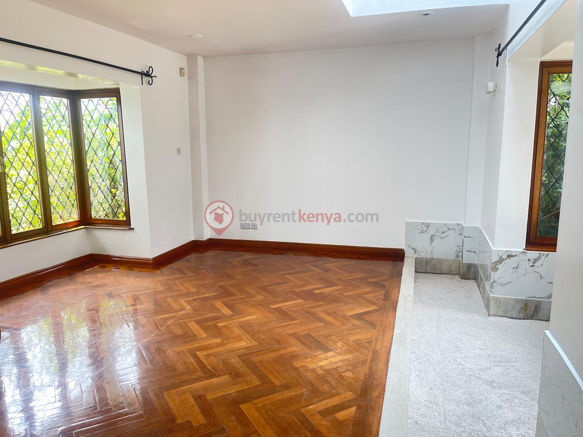 4 Bed Villa with En Suite in Thigiri - 10