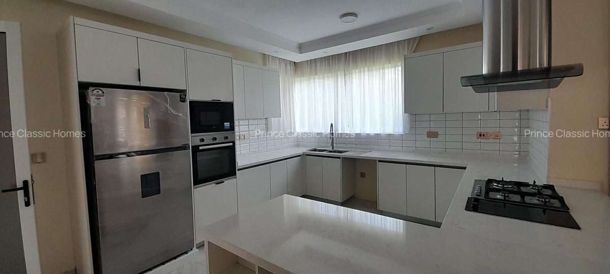 5 Bed Townhouse with En Suite in Kiambu Road - 8