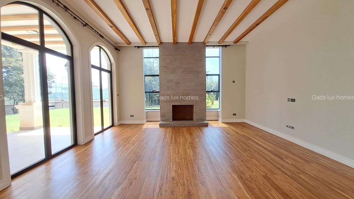 5 Bed Villa with En Suite at Loresho - 1