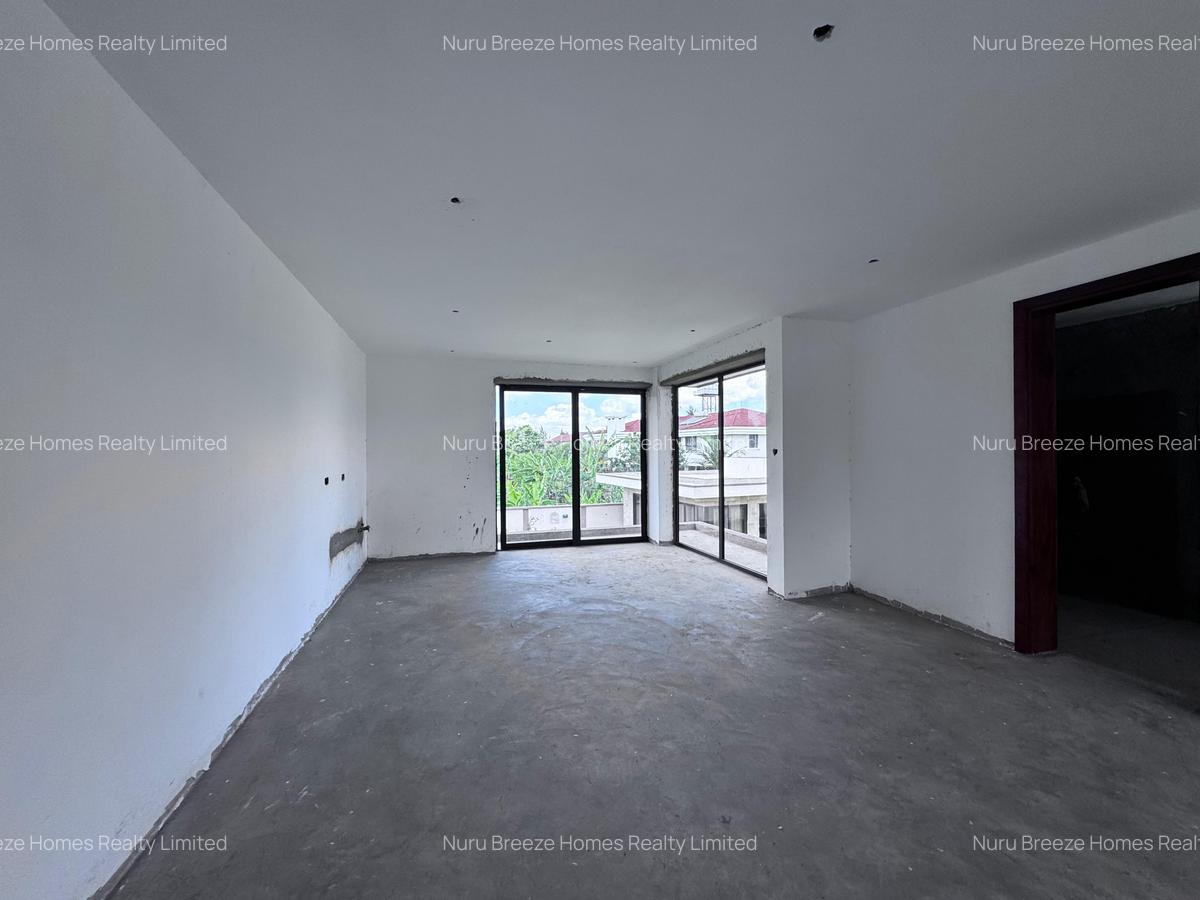 5 Bed Townhouse with En Suite in Karen - 5