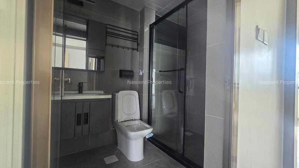 2 Bed Apartment with En Suite in Riverside - 12