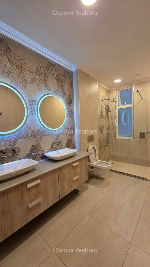 2 Bed Apartment with En Suite at City Drive - 13