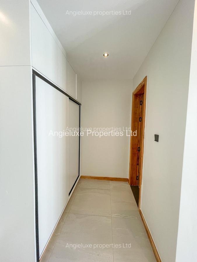 4 Bed Apartment with En Suite at Peponi Road - 18