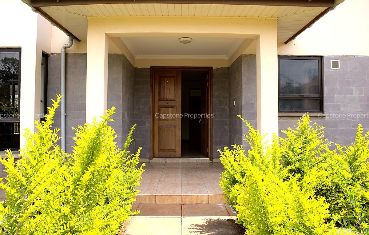 4 Bed Townhouse with En Suite in Runda - 2