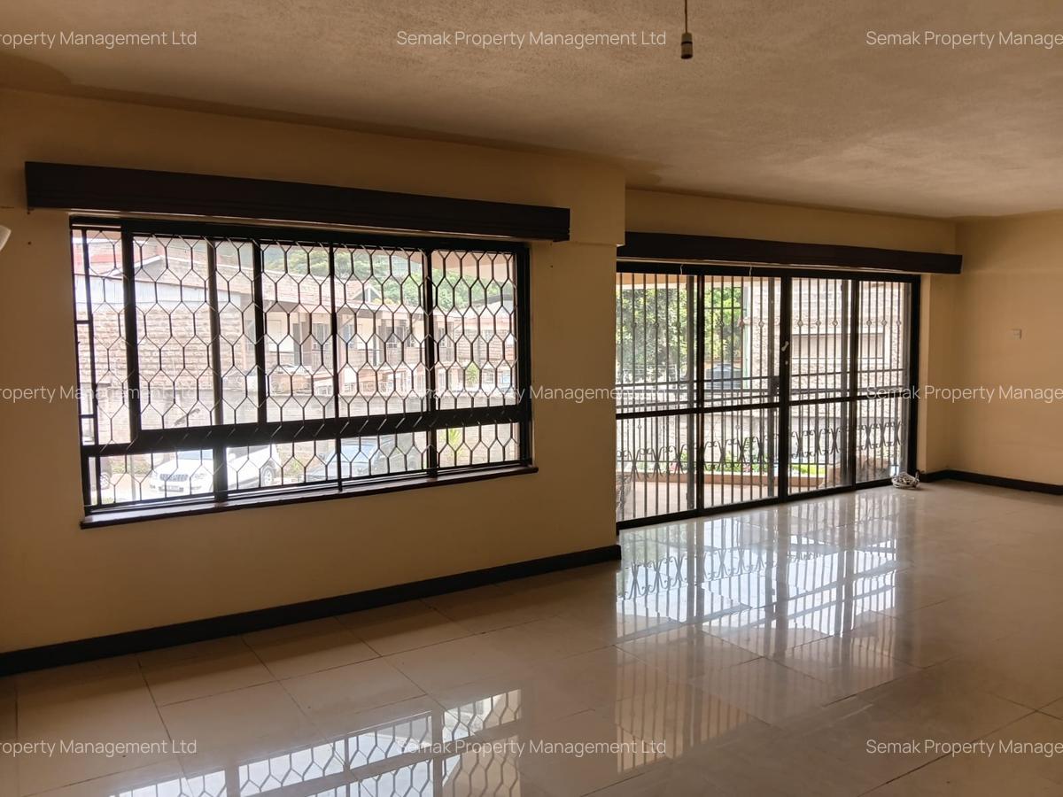 3 Bed Apartment with En Suite in Westlands Area - 8