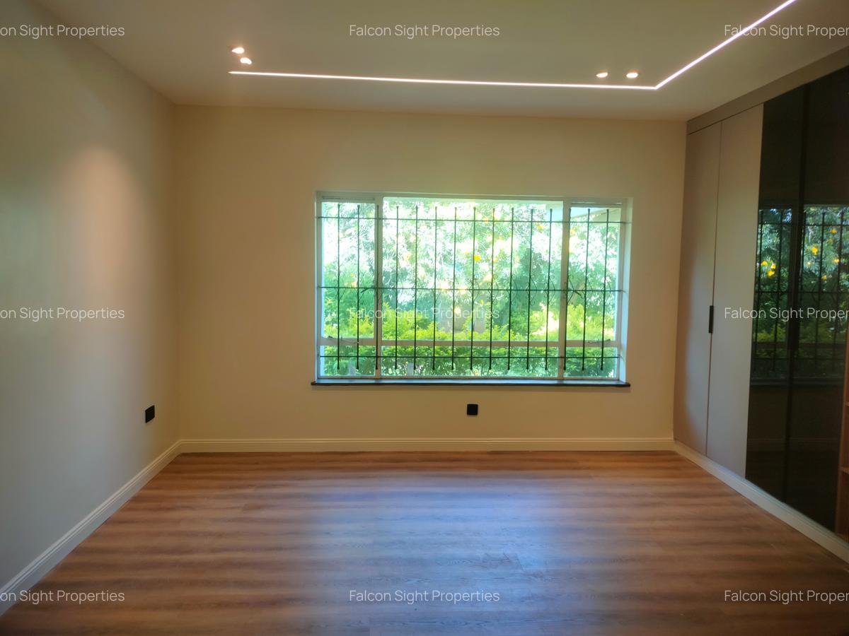 4 Bed Townhouse with Garden at Few Minutes Drive To Gigiri And Roslyn Academy - 16