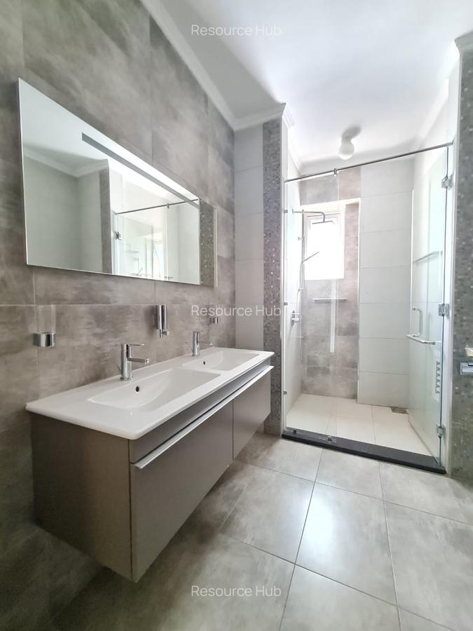 4 Bed Apartment with En Suite at General Mathenge - 13