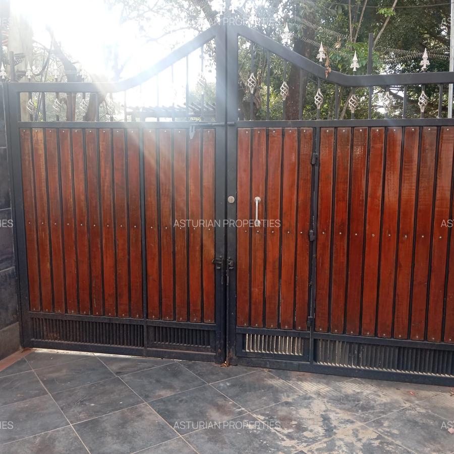 4 Bed Villa with En Suite in Westlands Area - 5