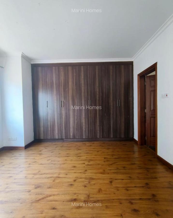 2 Bed Apartment with En Suite in Kilimani - 5