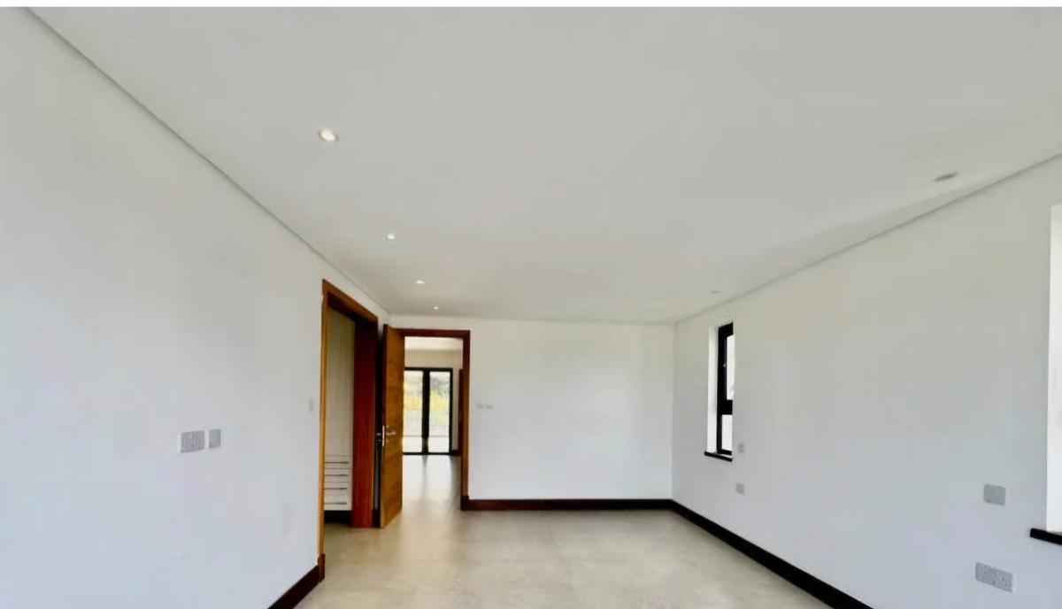 5 Bed Townhouse with Staff Quarters in Kitisuru - 10