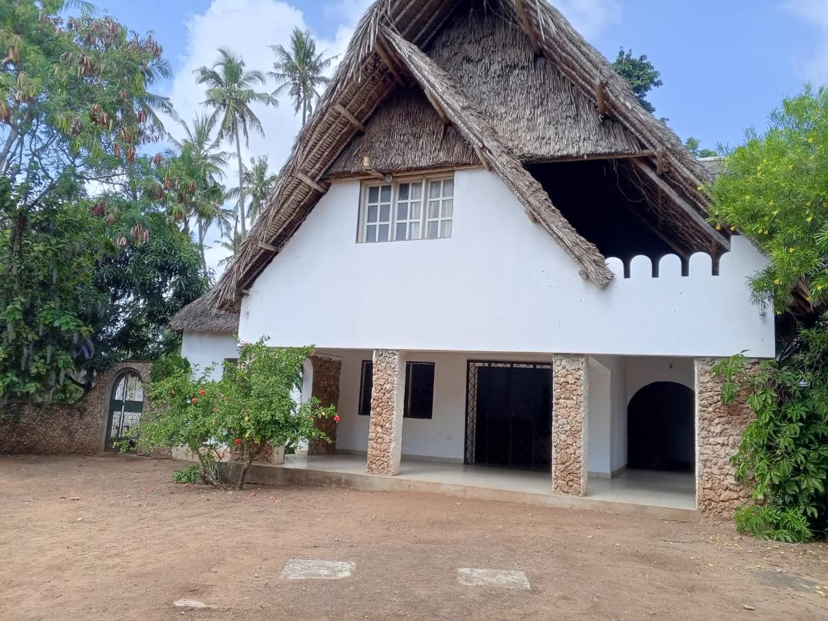 3 Bed House at Off Jumba Ruins - 13