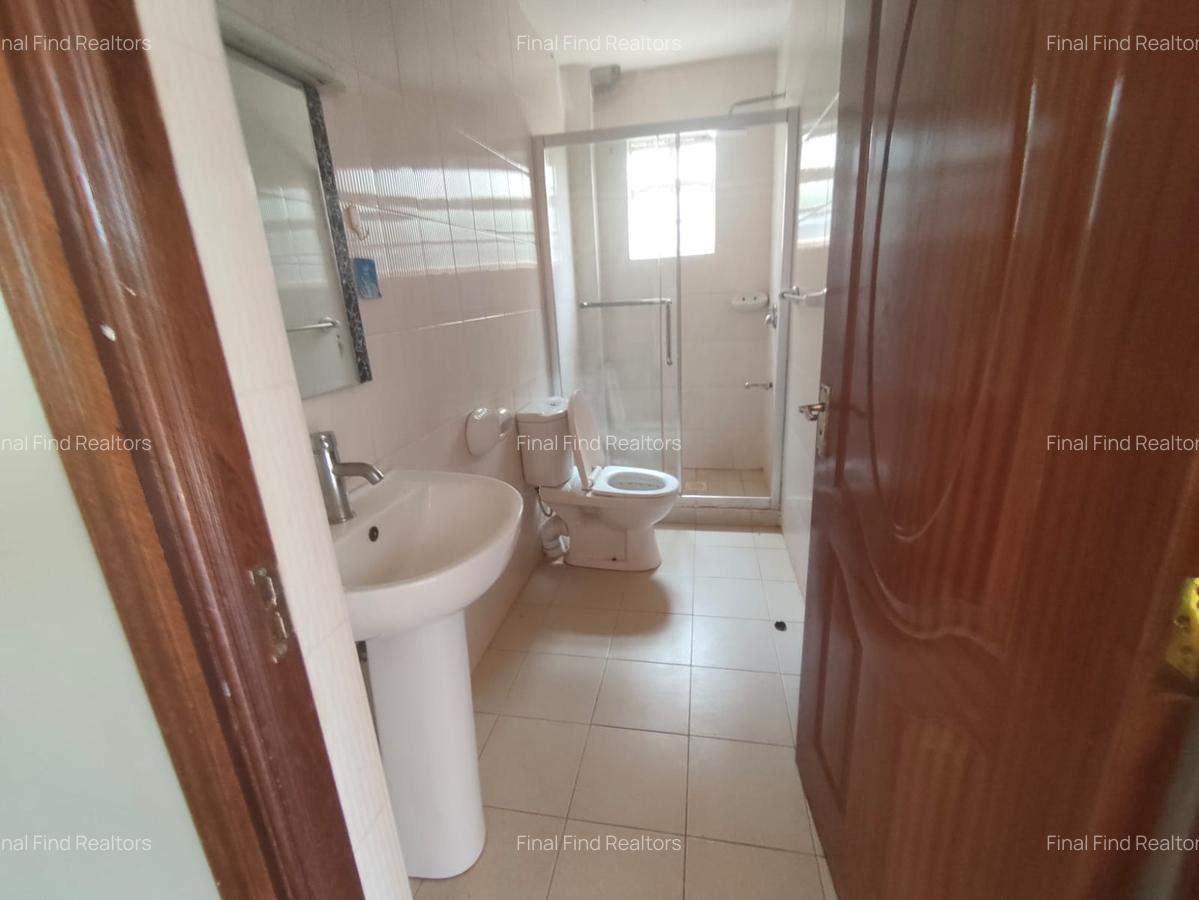4 Bed Townhouse with En Suite in Gigiri - 20