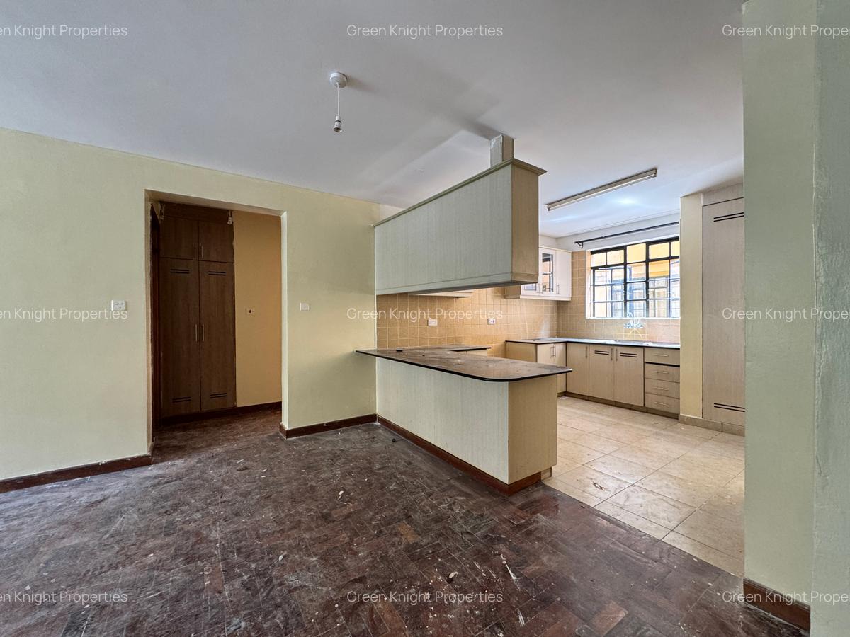 Serviced 2 Bed Apartment with En Suite in Riverside - 3
