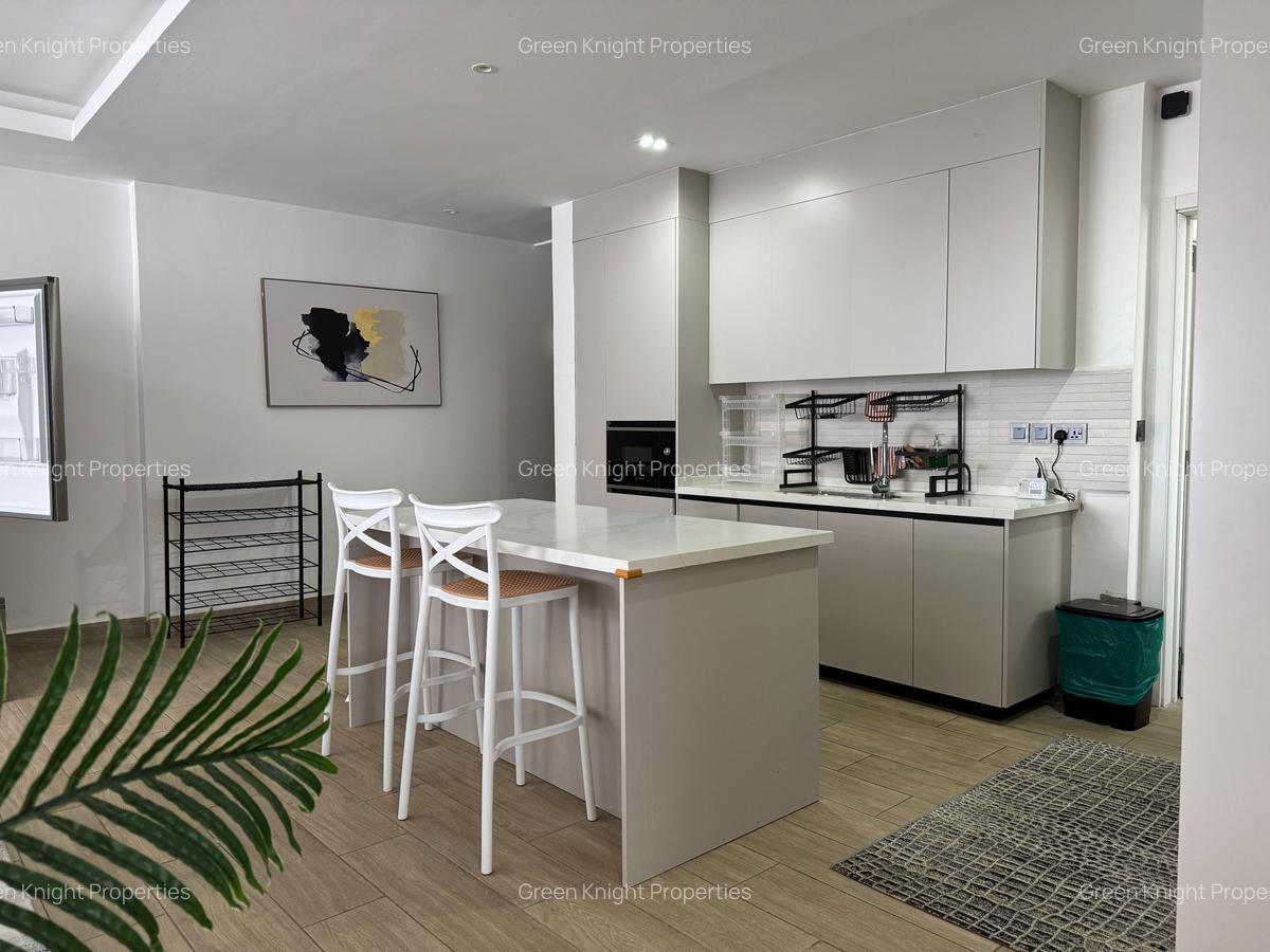 Serviced 3 Bed Apartment with En Suite in Riverside - 11